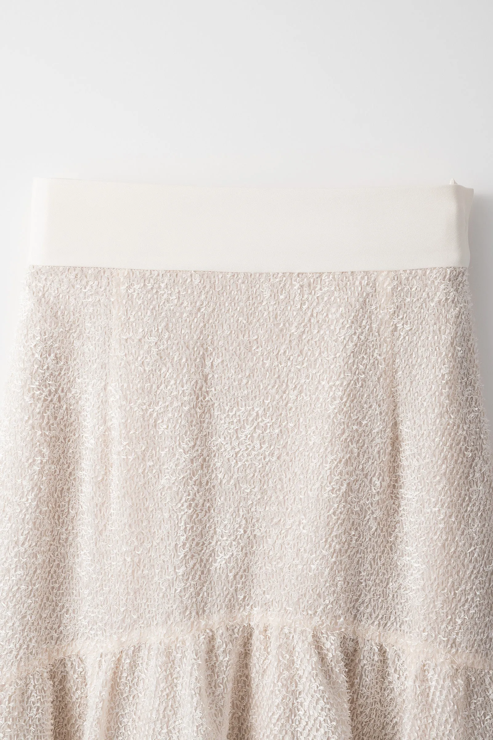 Airy jacquard skirt (White)