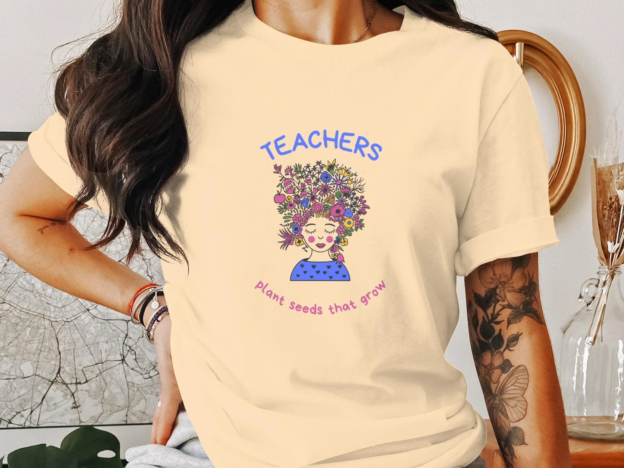Inspiring Teachers Plant Seeds That Grow Graphic T-Shirt