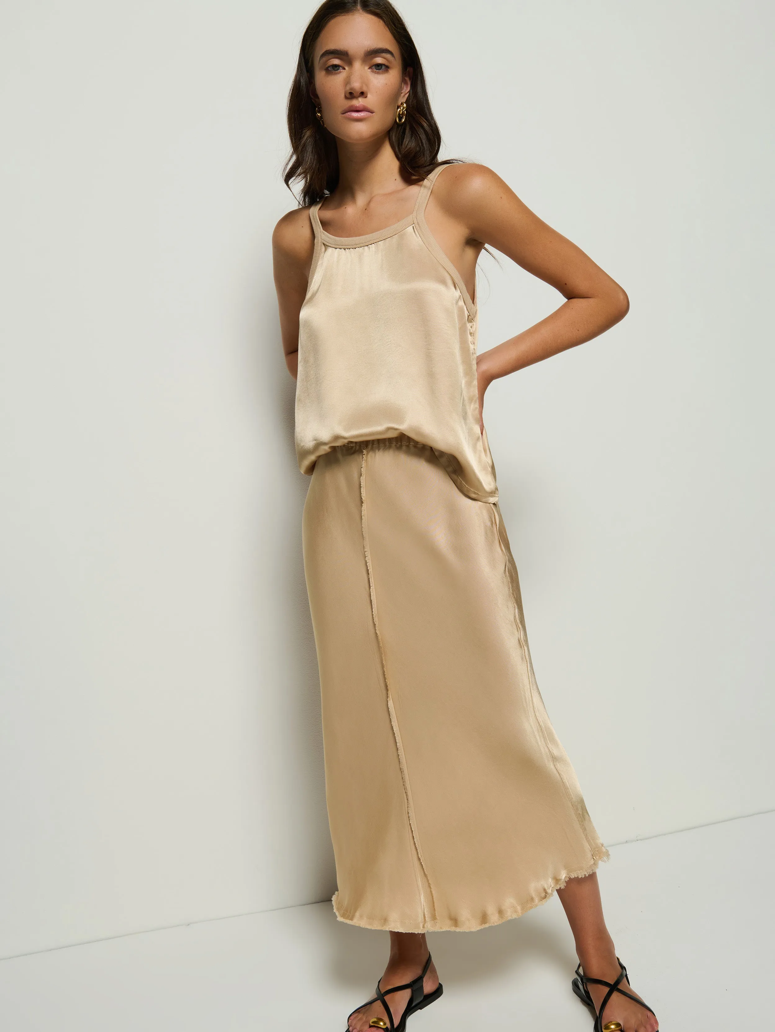 Lola Seamed Skirt
