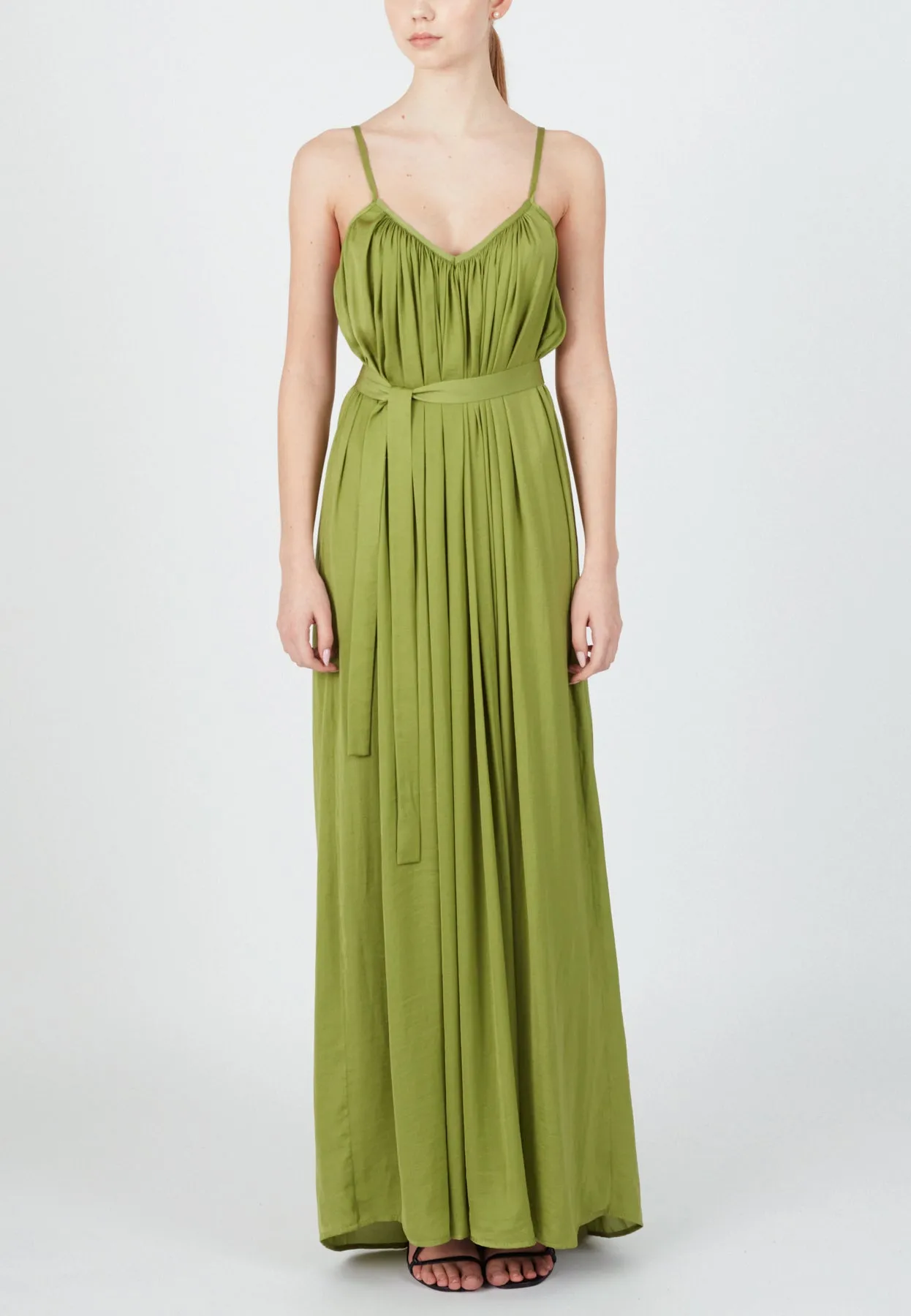 MEFYA flowing pastel green bridesmaid dress