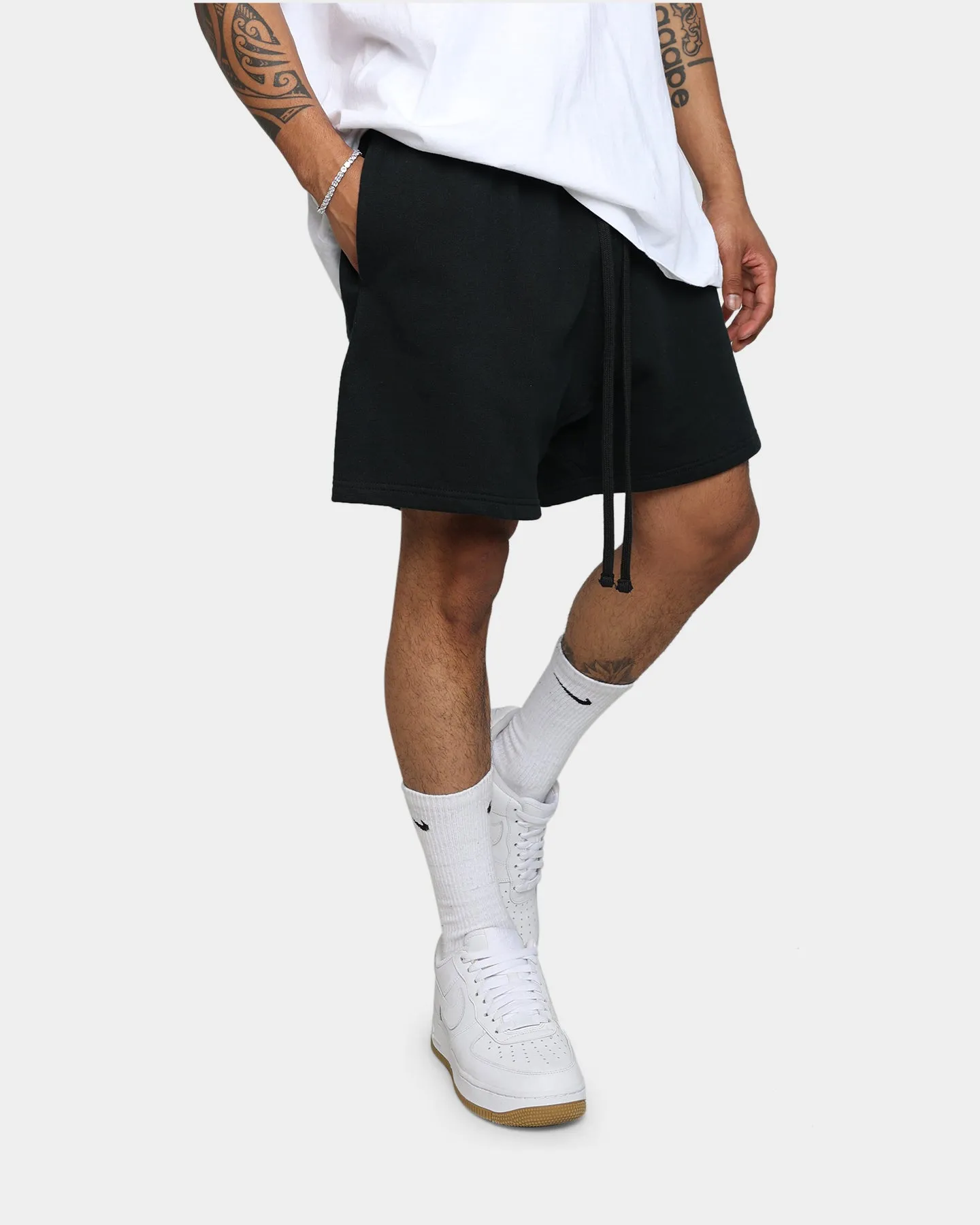 MNML Every Day Sweatshorts Black