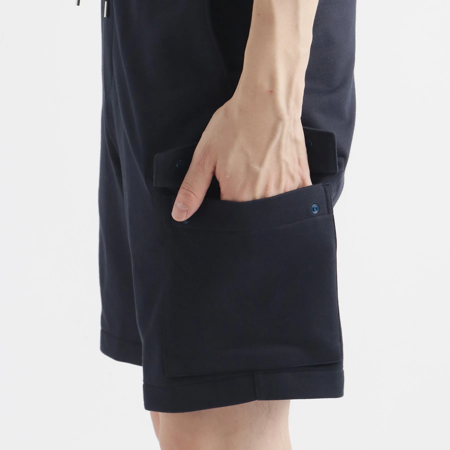 Smooth Terry Cargo Short Pants Color: Navy