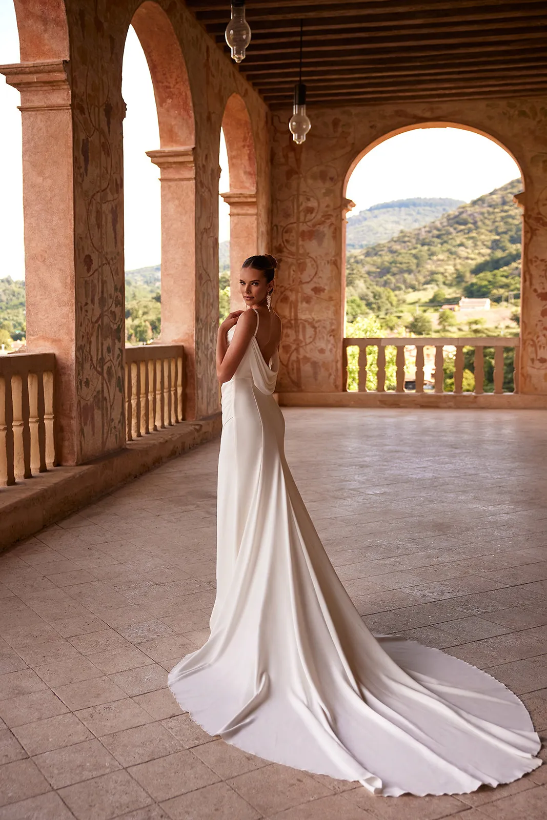 Wedding dress Charmony